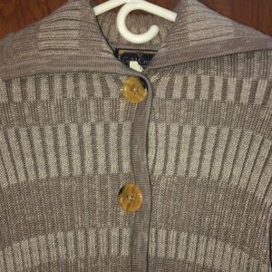 Gold Crown by Le Roy Women’s Button Down Sweater